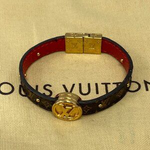 LOUIS VUITTON Monogram Circle Reversible Bracelet